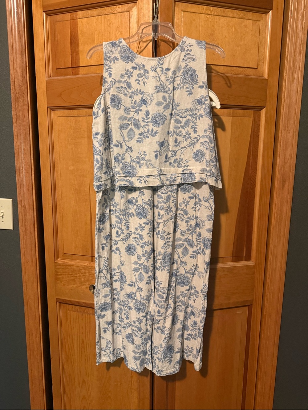 Sleeveless Blue Floral Set